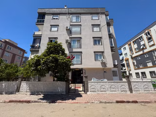Kızıltoprak Okul Karşısı İçi Yapılı 2+1 Daire
