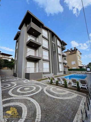 Ilıcada Havuzlu Asansörlü Aidatsız Eşyalı Kiralık Daire