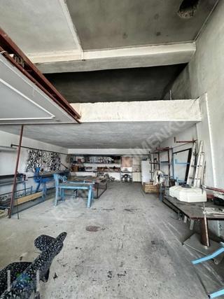 Ilıca Ticaret Merkezinde Satılık Dükkan