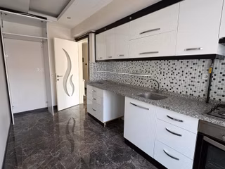 Binyapıdan Fesleğende Asansörlü 2+1 Lüks Daire !!