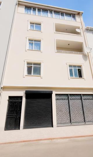 Samandra Diş Hastanesine Komşu Satılık Bina. Acil - 1