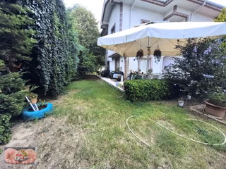 Kurtoğlu'ndan Uskumruköy Arıköy'de Satılık A Tipi Villa