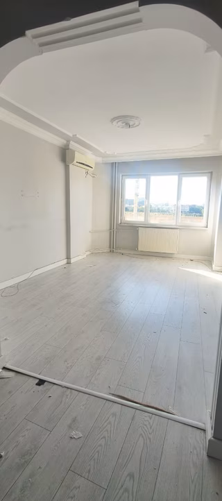 Yenikaramanda Önü Açık, Ara Kat 2+1 Daire Yüksek Kredi Olanaklı