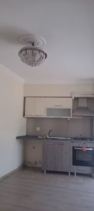 Ayvacık Hamdıbey Mahallesinde Çarşıya Beledıye Yakin 2+1daıre