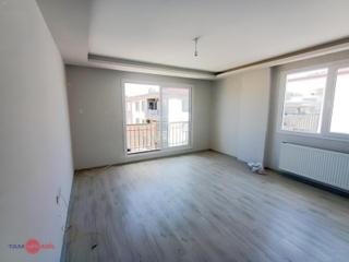 Atatürk Mahallesi'nde 2+1 Kapalı Mutfak, Satılık Daire