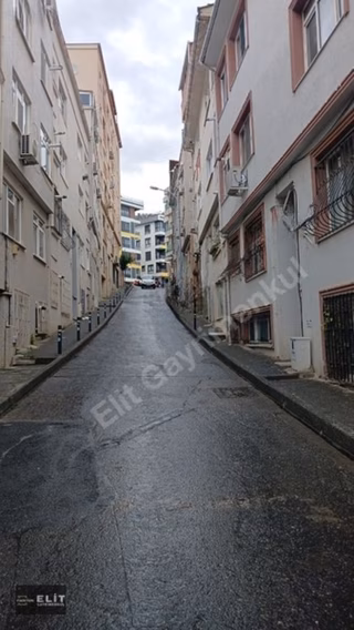 Hasanpaşa 'da 2+1 Kombili Daire
