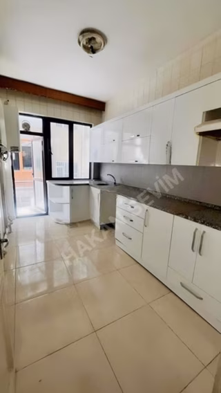 Vadi Maldiadan Kanalboyunda Mado Üstü 3+1 Kiralık Daire