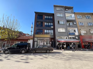 Bess'den Ömerağa Mah. Turgut Reis Caddesi Üzeri Satılık İş Yeri