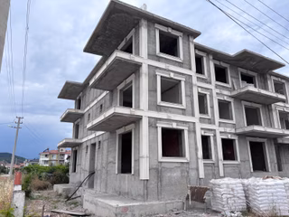 Muğla Ortaca Da Sıfır 3 Katlı Binanın Orta Katında Bulunan 1+1 Daire Satılık