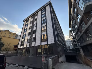 Sultanbeyli Merkez'de Satılık 3+1 Arakat Daire 115 M2