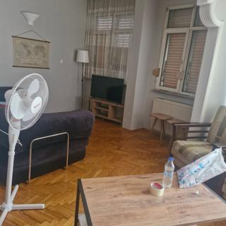 Akşenden Fatih Çapa Büyüksaraymeydanda 1.kat 1+l Kiralık Daire