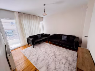 Miray Emlaktan Yenimahallede Doğalgazlı Eşyalı 2+1 Kiralık Daire