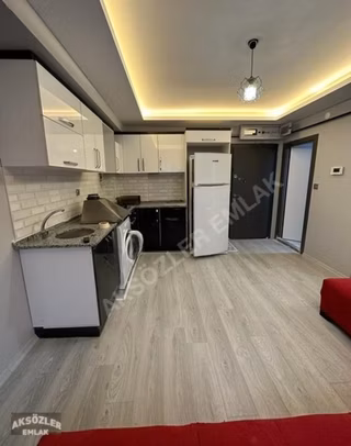 Şahane Lokasyon Özel Garajlı Eşyalı Satılık 1+1 Apart