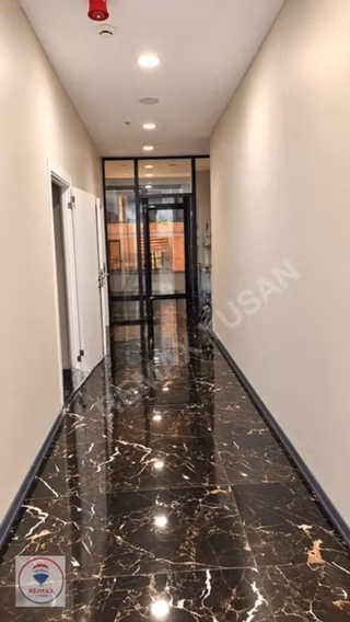 Remax Yusandan Viaport Venezia 3+1 Ofis