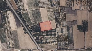 Yalvaç İlçesin'de Yukarıkaşıkara Köyün'de 5196m2 Satılık Tarla