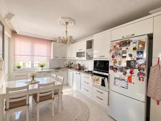 Perge Bulvarında Merkezi Konumda | 145 M² Masrafsız 3+1 Satılık