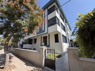 Remax Dem'den Atatürk Parkının Arkasında 98 M2 2+1 Satılık Daire