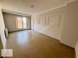 Karabağlar Cennetoğlu'nda Genç Binada Masrafsız 2+1 Daire
