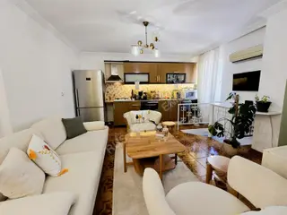 Güzeloba'da Denize Yakın Satılık Продажа