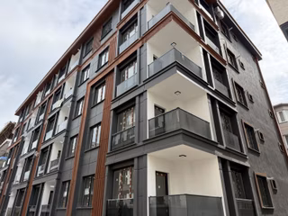 Deniz Manzaralı Ebeveyn Banyolu Kapalı Otoparklı Sıfır 2+1 Daire