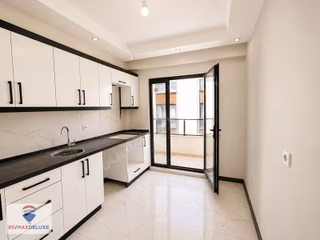 Fatih İş 4+1 180 M² Teraslı 3 Balkonlu Yeşil Alan Cepheli