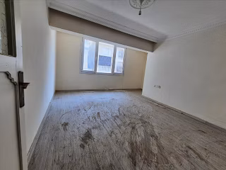 Buca Ufuk Mahallesin De Komple Satılık Bina