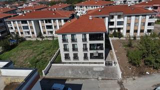 Serdivan Yazlık'ta Satılık 2+1 Sıfır 3. Kat Yerden Isıtma Daire