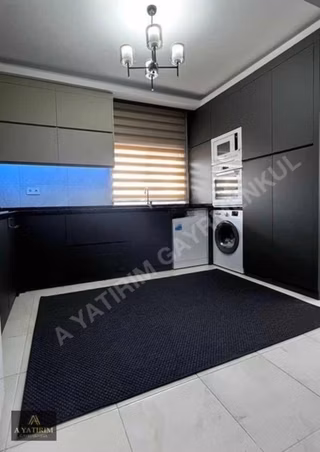 A Yatırımdan Kızıltoprak Da Ayrı Mutfaklı 2+1 Satılık Daire