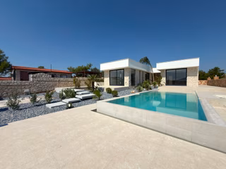 Didim’de Ultra Lüks Tek Katlı Eşsiz Mimarili Lüks Müstakil Villa