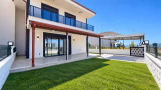No:10’dan Denize 100 M, 260 M² Arsalı, Deniz Manzaralı Tam Müstakil Dubleks Villa