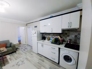 Yenikent Mahallesinde Her Yere Yakın Ful Eşyalı Tertemiz 1+1