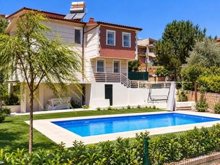 Güzelbahçe Çamlıda Özel Havuzlu 646 M² Arsa İçinde 4+1 Villa - 1