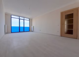 Mertcan'dan Havuzlu Güvenlikli Sitede Ara Kat 2+1 Daire
