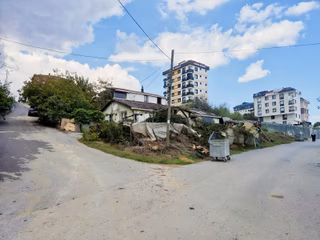 Sultanbeyli Mimar Sinan'da Köşe Konumlu Yatırımlık Arsa