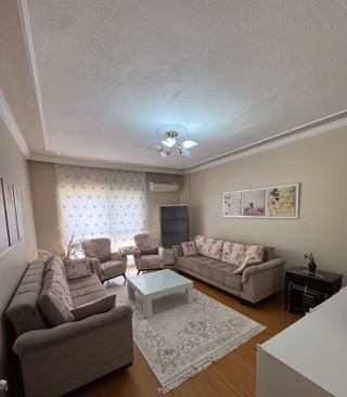 Gaziemir Atıfbey De Eşyalı 3+1 Kiralık Daire