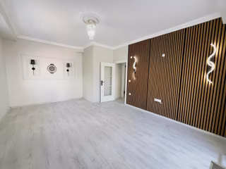 Çayırova Özgürlük Mahallesi.nde Satılık 2+1 Yüksek Giriş Daire
