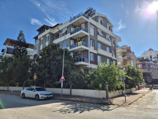 Konyaaltı Pınarbaşında Kombili Ayrı Mutfaklı Arakat 3+1 Daire