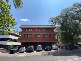Gop Kuleli Sokak'ta Bakımlı Temiz Ferah Geniş 3+2 Kiralık Daire