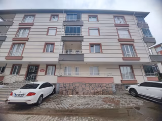 Global'den Selgahta Kiralık Ara Kat Geniş Daire