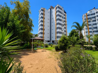 Lara Güzeloba'da Site İçinde Bakımlı 2+1 Kiralık Daire