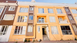 İsmetpaşa'da Konforlu Ve Merkezi Yaşam: Satılık Ara Kat 1+1