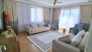 Mertcan'dan Şeyhli Mah.iskanlı Kapalı Balkonlu Ara Kat 2+1 Daire