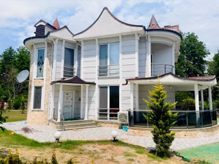 Sapanca Kırkpınar'da Satılık Lüks Villa