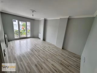 Tapuhaneden Rasimpaşa Mh Öztürk Market Yanı Kiralık 2+1 Daire