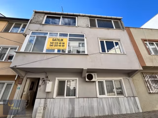100 Yıl Mah Tel Örgüde Masraflı Satılık Daire