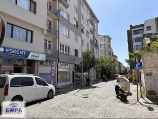 Empa'dan İstiklal Mah. Şair Fuzuli Cadeesi 50m² Fırsat Dükkan