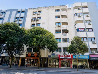 Alsancak Mimar Sinan Mahallesi Net 110 M² Ofis Büro Muayenehane