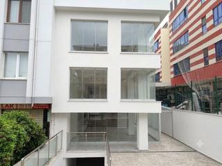 Florya'nın Prestijli Noktasında Kurumsal Kullanıma Uygun Satılık Müstakil Ticari Bina