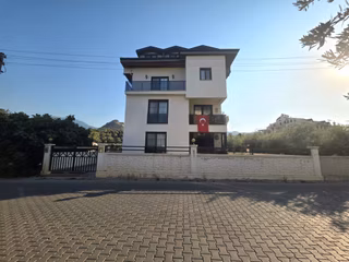 Goldhouse Dan Satılık Patlangıç Ölüdeniz Caddesine Cephe 2+1 Arakat Daire