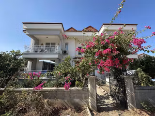 Ayrı Mutfaklı Eşyalı 4+1